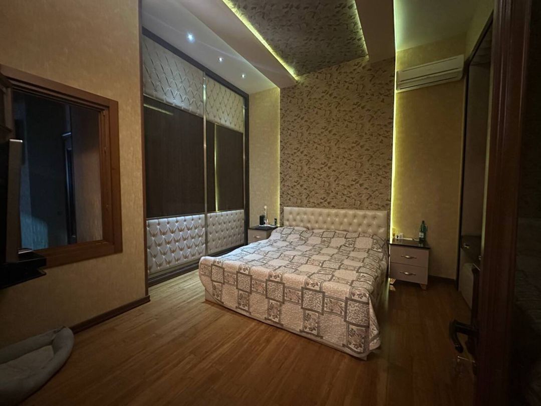 Satılır 3 otaqlı köhnə tikili 120 m² — Mənzil, Bakı (9)