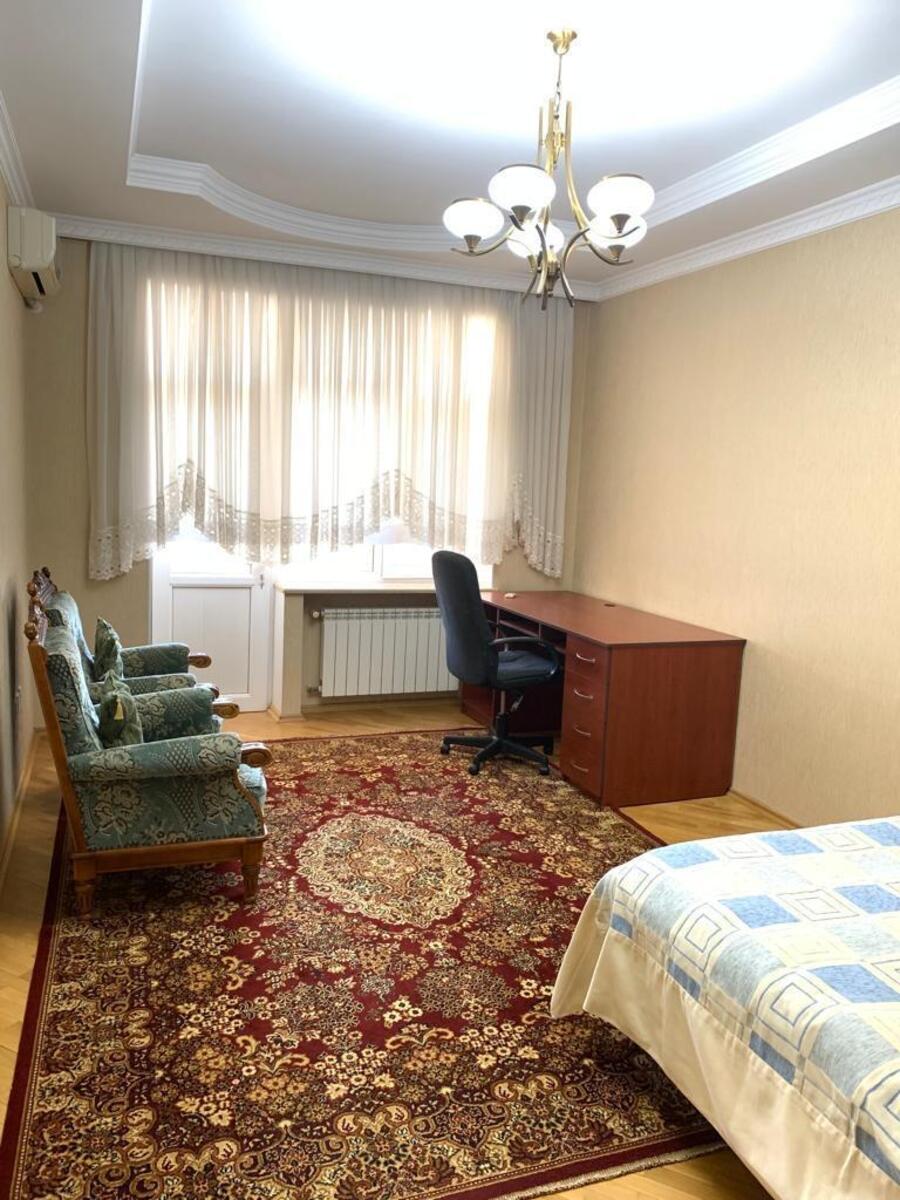 İcarəyə verilir 4 otaqlı yeni tikili 211 m² — Mənzil, Bakı (11)