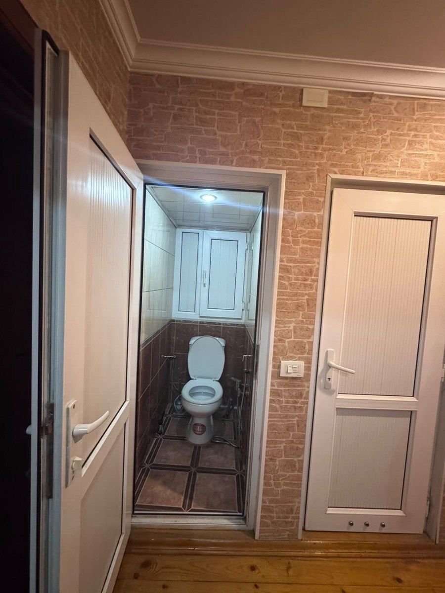 Satılır 2 otaqlı köhnə tikili 65 m² — Mənzil, Bakı (11)