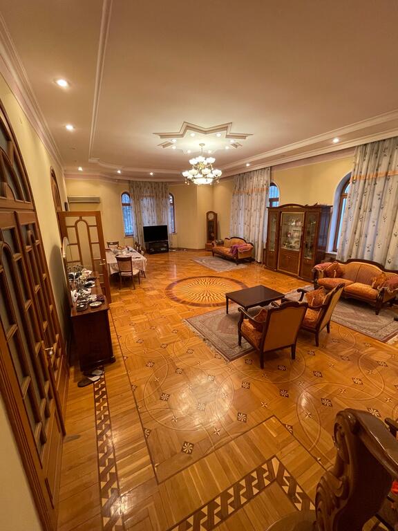 Satılır 12 otaqlı həyət evi/bağ evi 1060 m² — Ev, villa, Bakı (3)