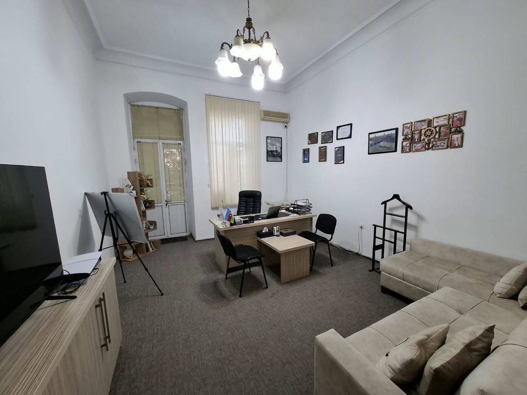 Satılır obyekt 190 m² — Əmlak, Bakı (5)