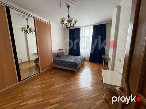 İcarəyə verilir 3 otaqlı yeni tikili 152 m²