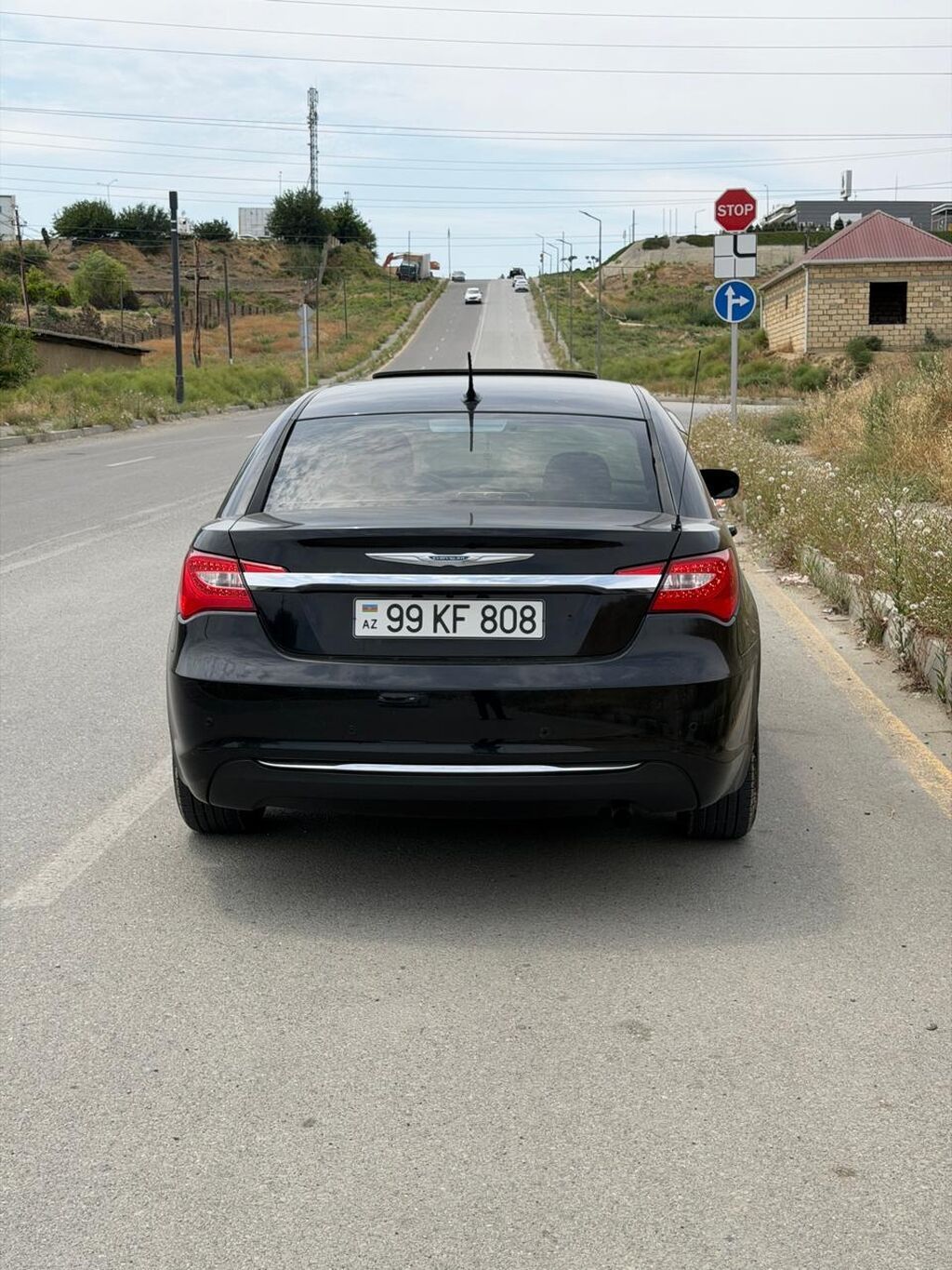 Chrysler 200, sedan, qara rəng. - Xarici görünüş: parlaq qara kuzov — Avtomobillər, Sumqayıt (4)
