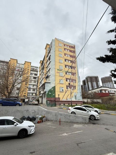 Satılır 1 otaqlı köhnə tikili 45 m² — Bakı