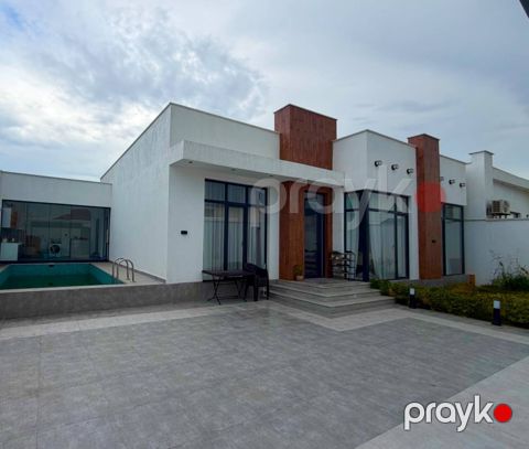 Satılır 4 otaqlı həyət evi/bağ evi 160 m²