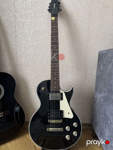 Les paul terzi elektro gitar, yığılmadır, xeyli müddet gündelik — Bakı