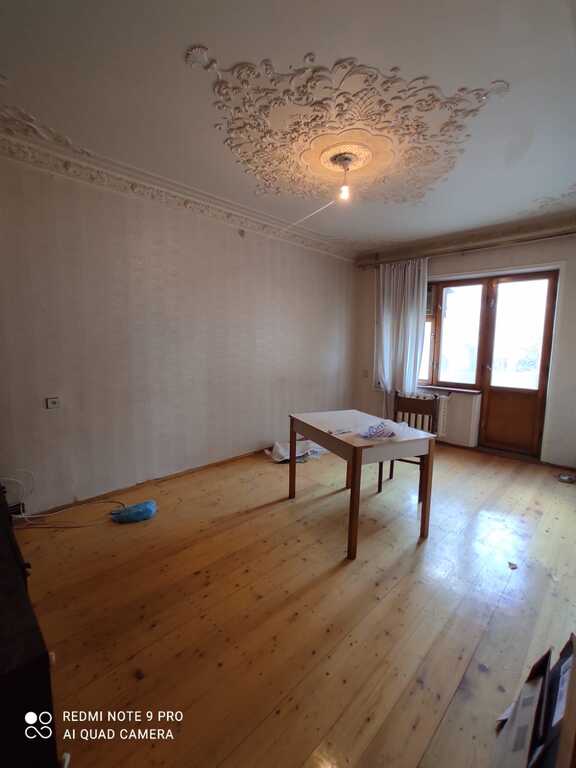 Satılır 2 otaqlı köhnə tikili 65 m² — Mənzil, Bakı (2)