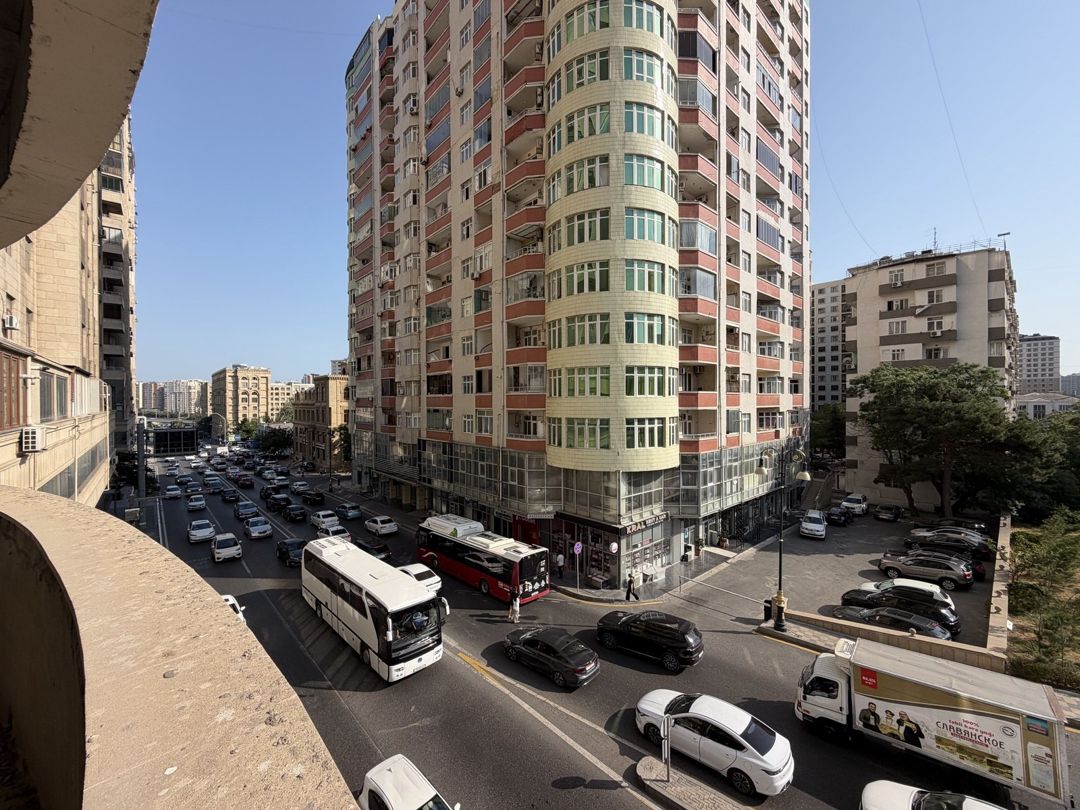 Satılır 4 otaqlı yeni tikili 263.5 m² — Mənzil, Bakı (3)