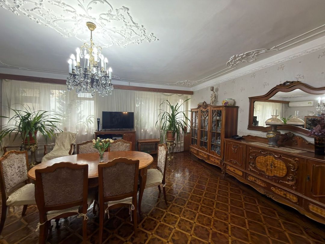 Satılır 5 otaqlı köhnə tikili 120 m² — Mənzil, Bakı (2)