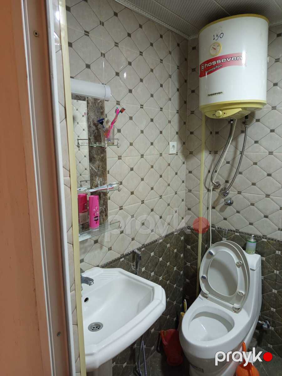 İcarəyə verilir 2 otaqlı köhnə tikili 50 m² — Mənzil, Bakı (7)