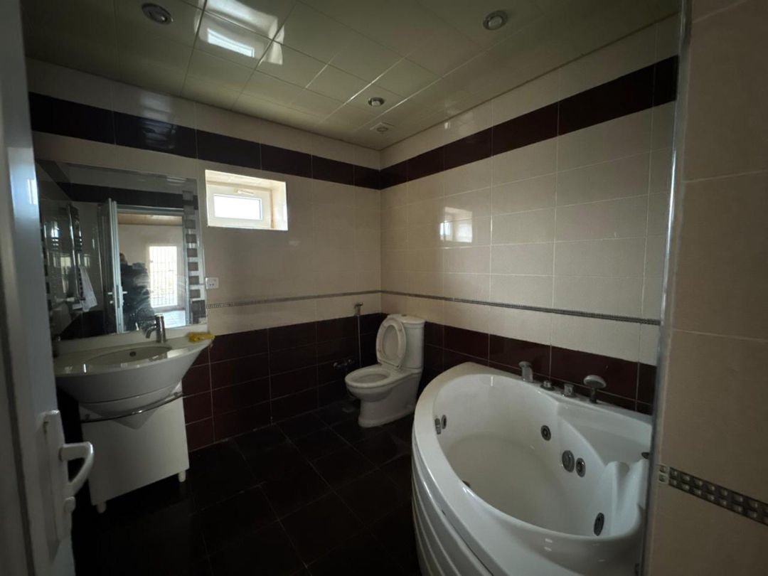 Satılır 7 otaqlı həyət evi/bağ evi 295 m² — Ev, villa, Bakı (12)