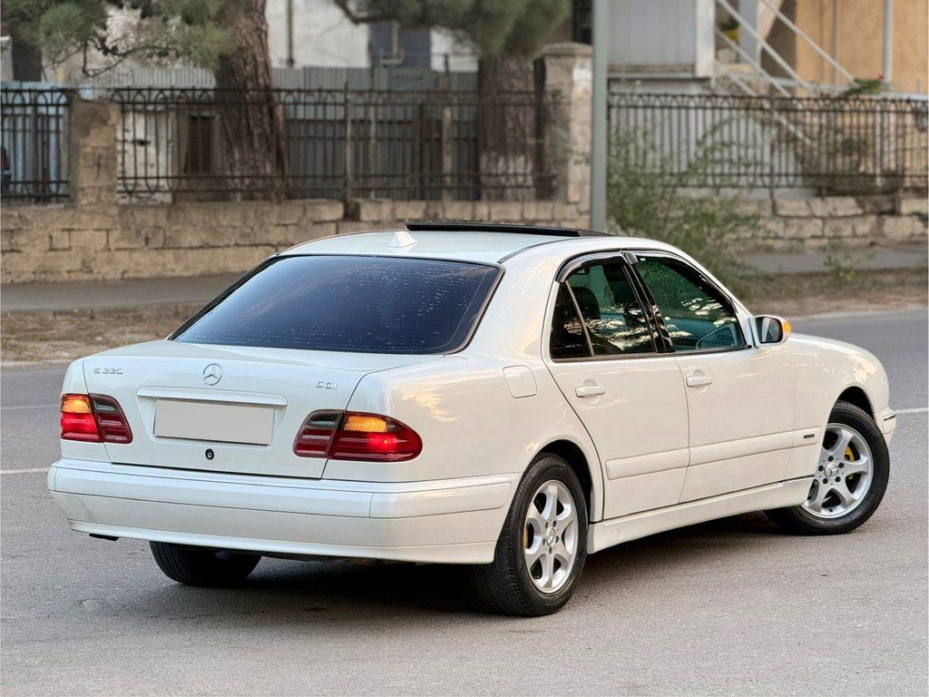 Mercedes E 220, 2.2 L, 2000 il, 395 554 km — Avtomobillər, Bakı (8)