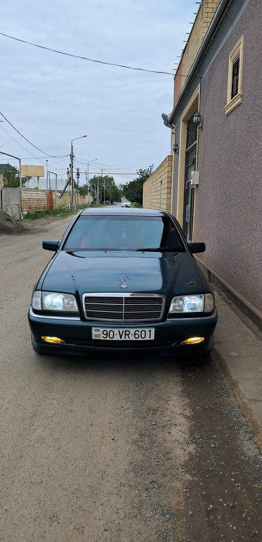 Mercedes C 240, 2.4 L, 1998 il, 258 000 km — Ağstafa