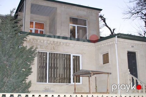 İcarəyə verilir 4 otaqlı həyət evi/bağ evi 180 m²