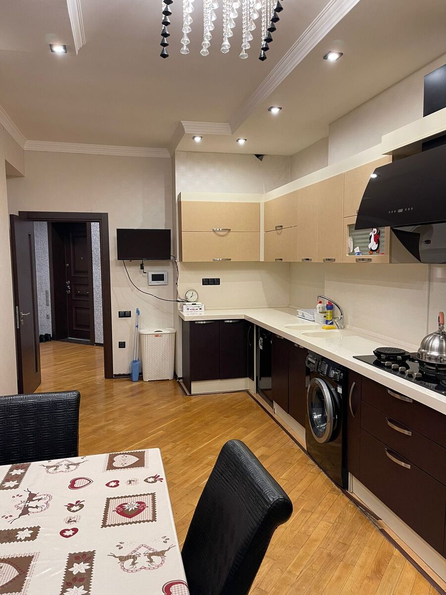 Satılır 3 otaqlı yeni tikili 160 m² — Mənzil, Bakı (8)