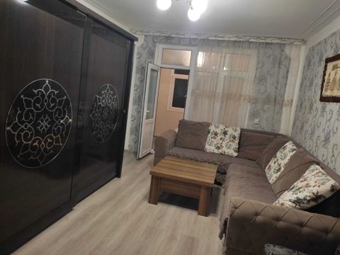 İcarəyə verilir 2 otaqlı köhnə tikili 45 m² — Bakı