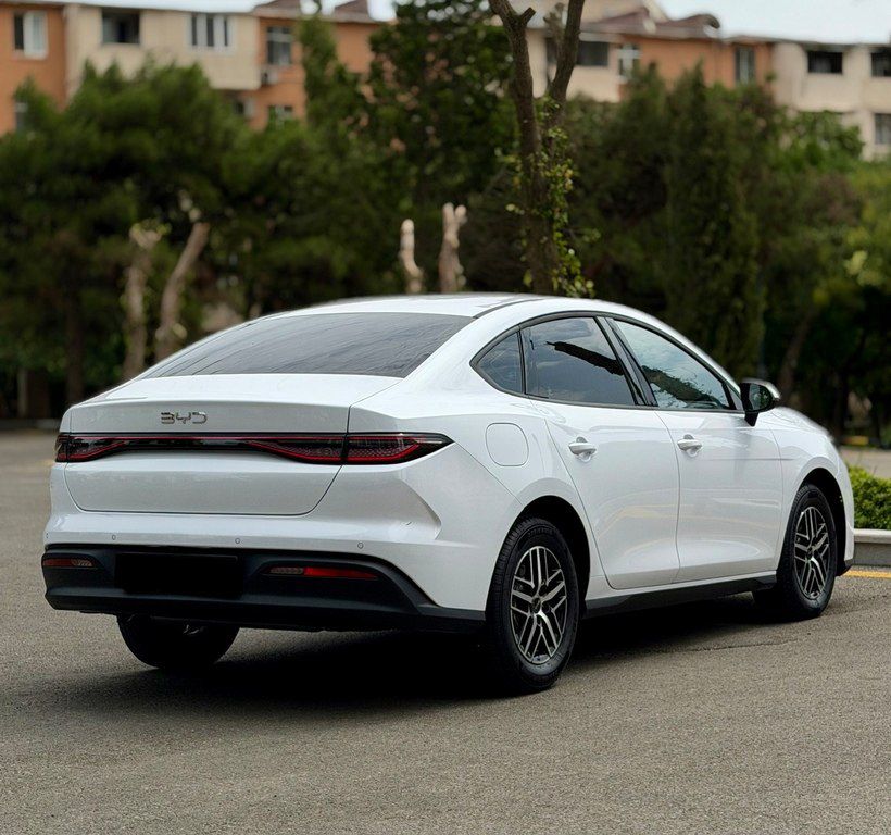 BYD Seal 05, 1.5 L, 15.87 kWh, 2025 il, 12 400 km — Avtomobillər, Bakı (7)