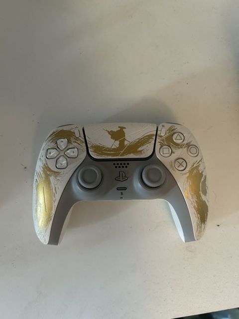 PlayStation 5 DualSense oyun pultu – xüsusi dizayn - Model: Sony PS5 — Naxçıvan