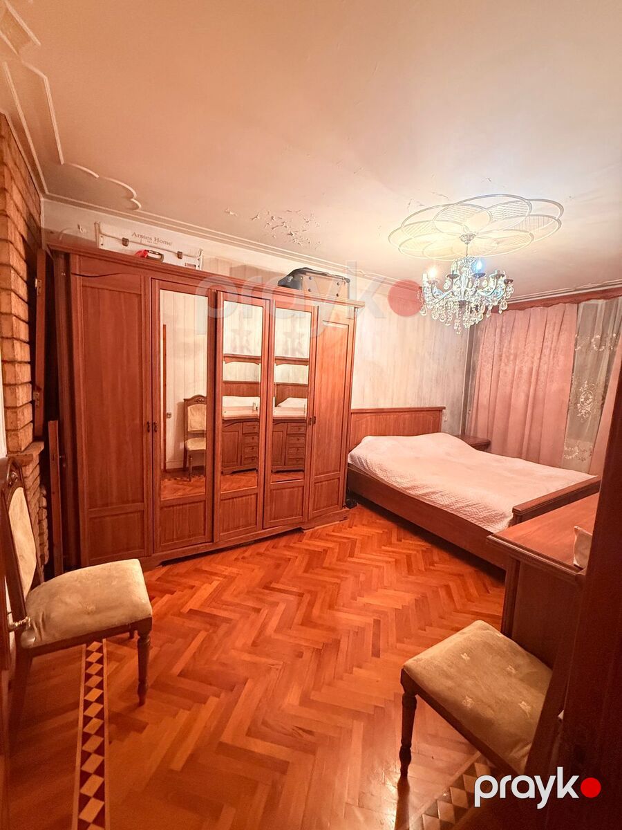 Satılır 5 otaqlı köhnə tikili 130 m² — Mənzil, Bakı (2)