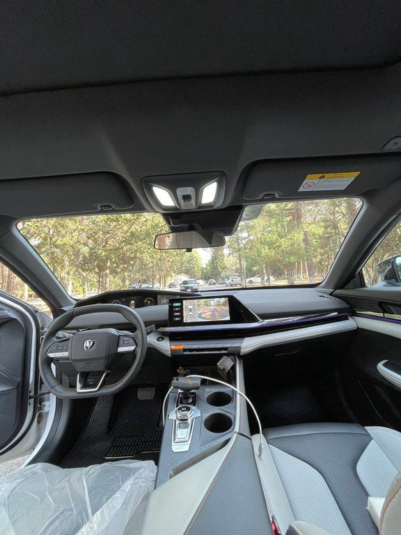 Changan Uni-V iDD, 1.5 L, 18.4 kWh, 2025 il, 17 000 km — Avtomobillər, Bakı (11)