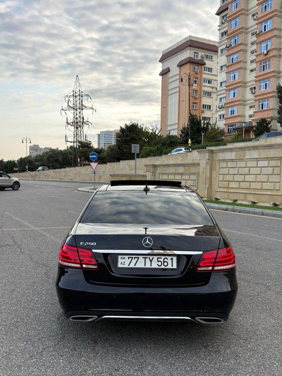 Mercedes E 220, 2.1 L, 2015 il, 247 000 km — Avtomobillər, Bakı (8)