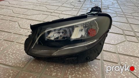 "Mercedes W213 E" faraları