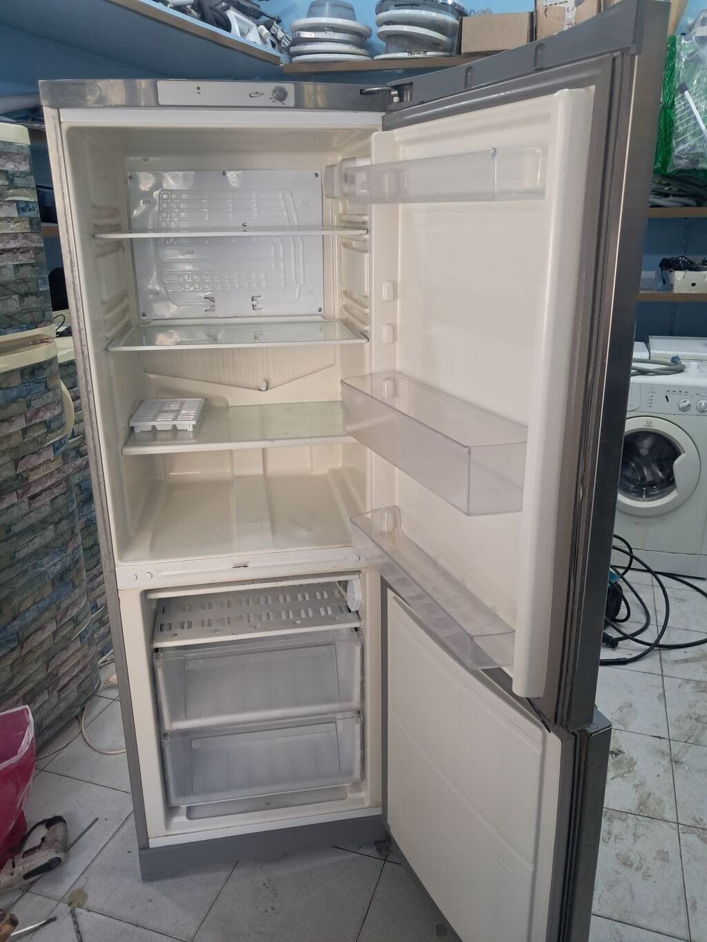Hotpoint Ariston soyuducu - Rəng: paslanmayan polad (inox) - Tip — Soyuducular, Bakı (2)