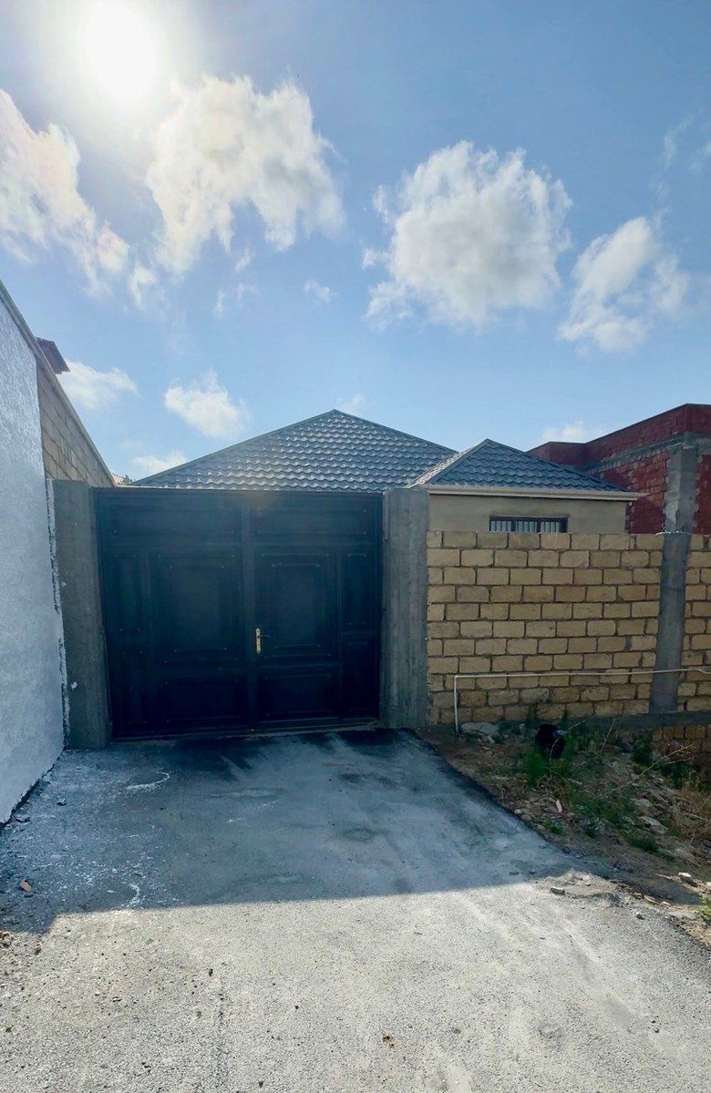 Həyət evi, Q. Qarayev m — Ev, villa, Bakı (11)