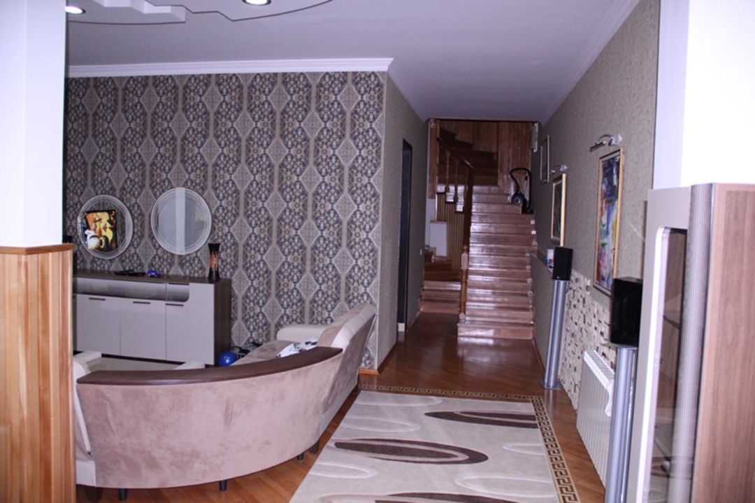 İcarəyə verilir 4 otaqlı həyət evi/bağ evi 180 m² — Ev, villa, Bakı (11)