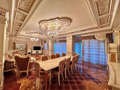 Satılır 4 otaqlı yeni tikili 250 m² — Bakı
