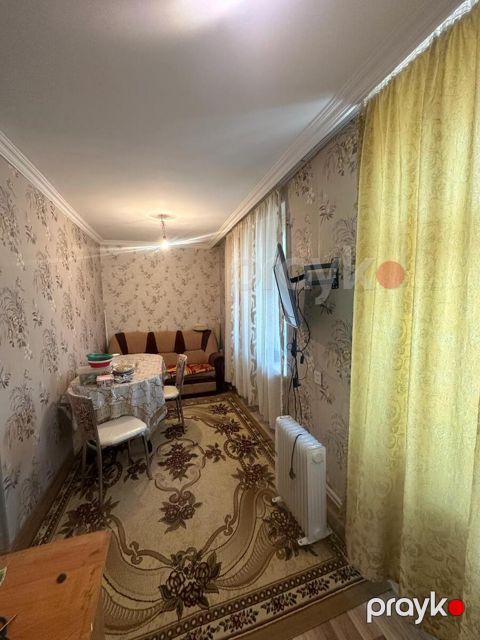 İcarəyə verilir 2 otaqlı köhnə tikili 40 m²