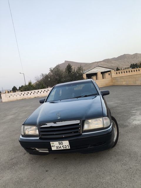 Mercedes C 220, 2.2 L, 1995 il, 423 000 km — Bakı