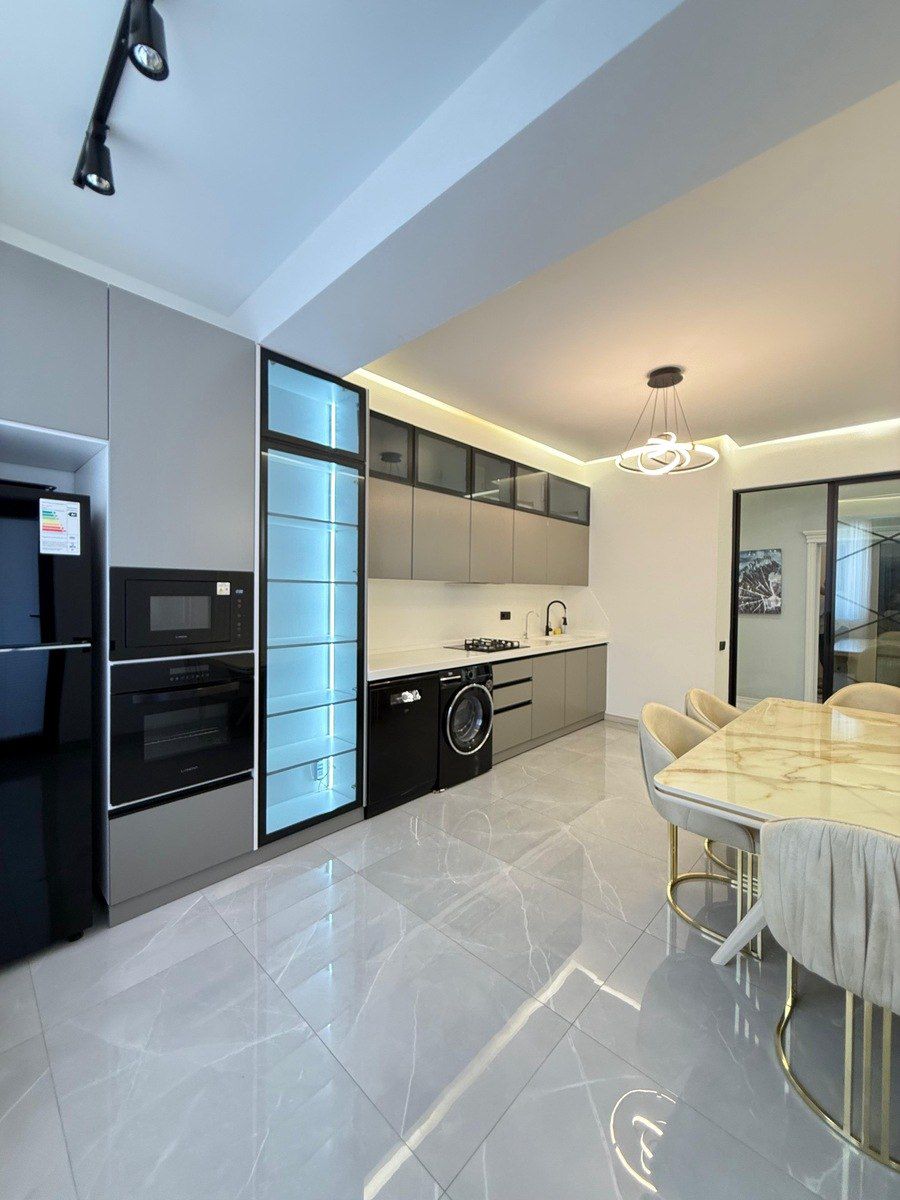 Satılır 3 otaqlı yeni tikili 140 m² — Mənzil, Bakı (8)
