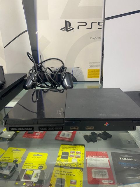Playstation 2 — Oyun konsolları