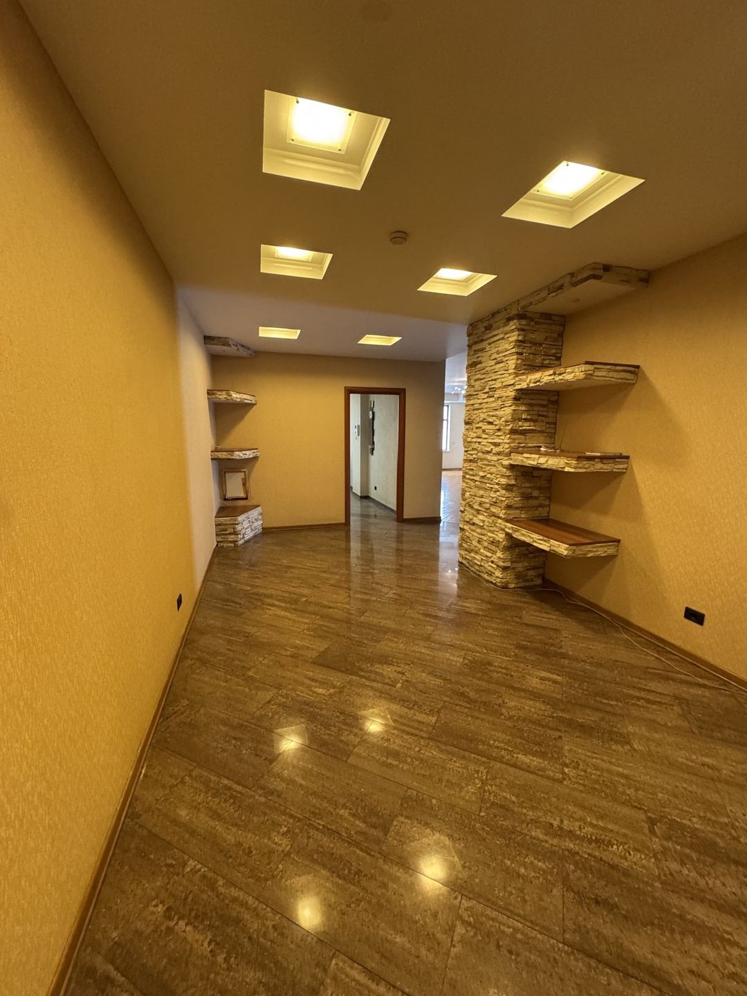 Satılır 4 otaqlı yeni tikili 230 m² — Mənzil, Bakı (4)