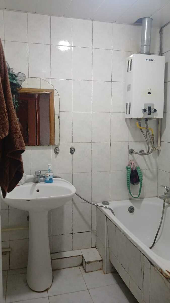 İcarəyə verilir 3 otaqlı köhnə tikili 70 m² — Mənzil, Bakı (3)