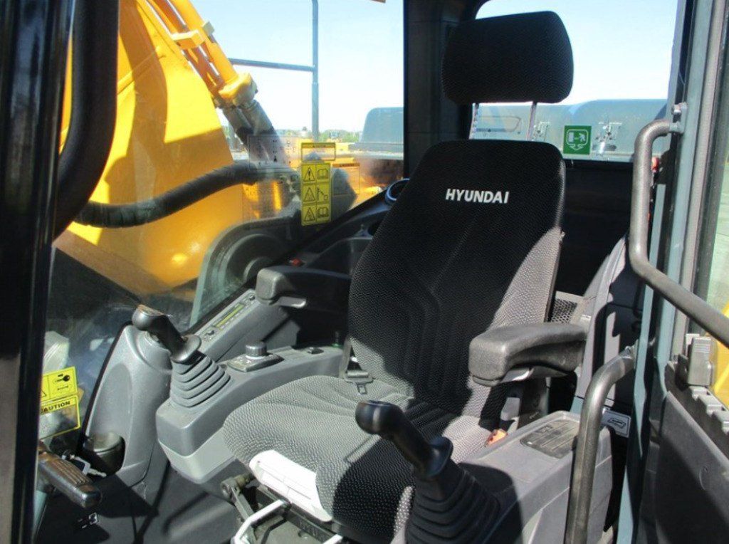Tırtıllı ekskavator "Hyundai HX380L" — İnşaat texnikası, Bakı (5)
