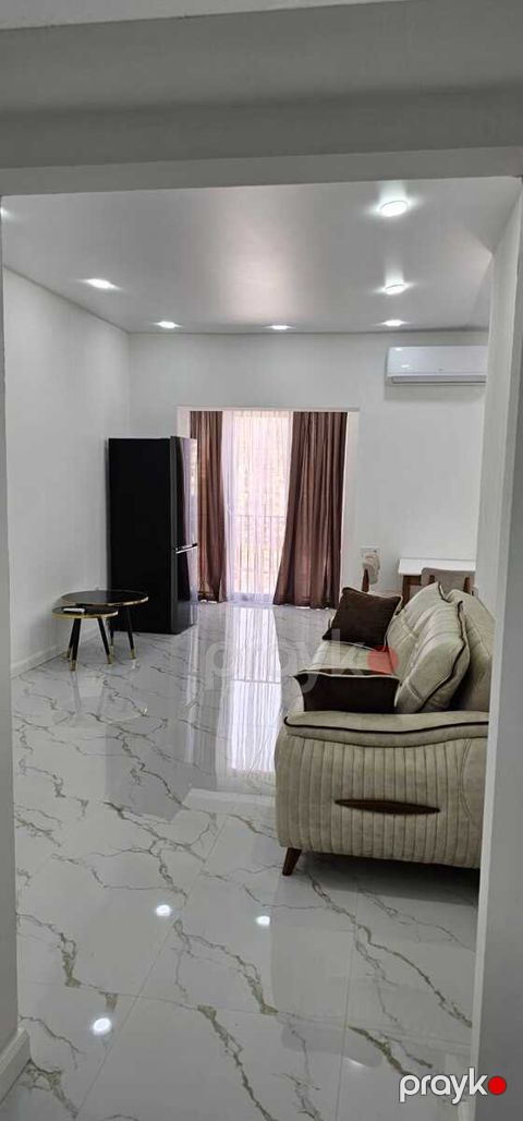 İcarəyə verilir 2 otaqlı yeni tikili 70 m²