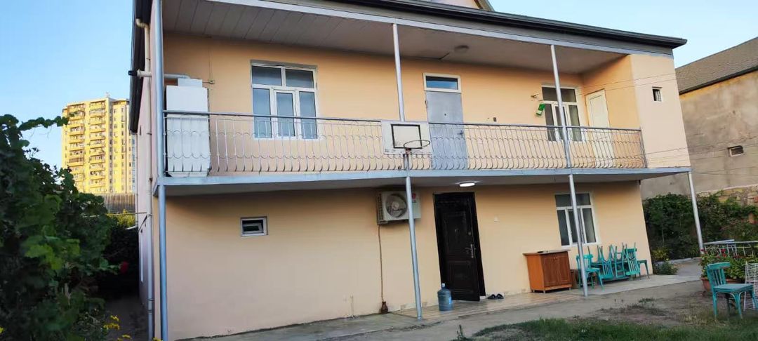 Satılır 7 otaqlı həyət evi/bağ evi 240 m² — Ev, villa, Bakı