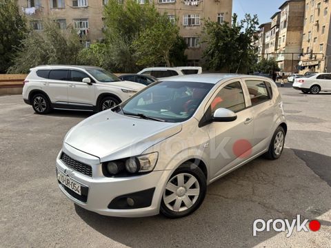 Chevrolet Aveo, 1.4 L, 2012 il, 250 000 km