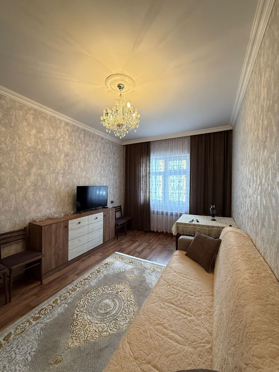 Satılır 1 otaqlı köhnə tikili 45 m² — Mənzil, Bakı (5)