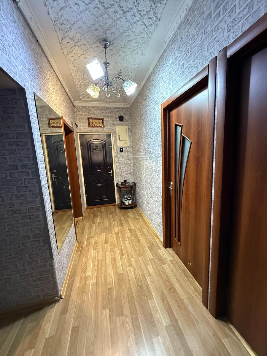 Satılır 4 otaqlı köhnə tikili 110 m² — Mənzil, Bakı (8)