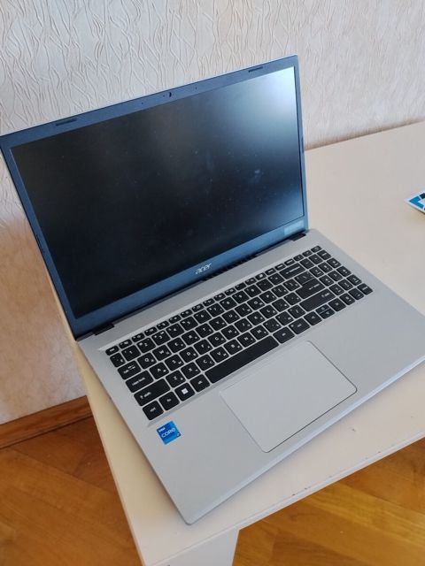 Acer noutbuku — Bakı