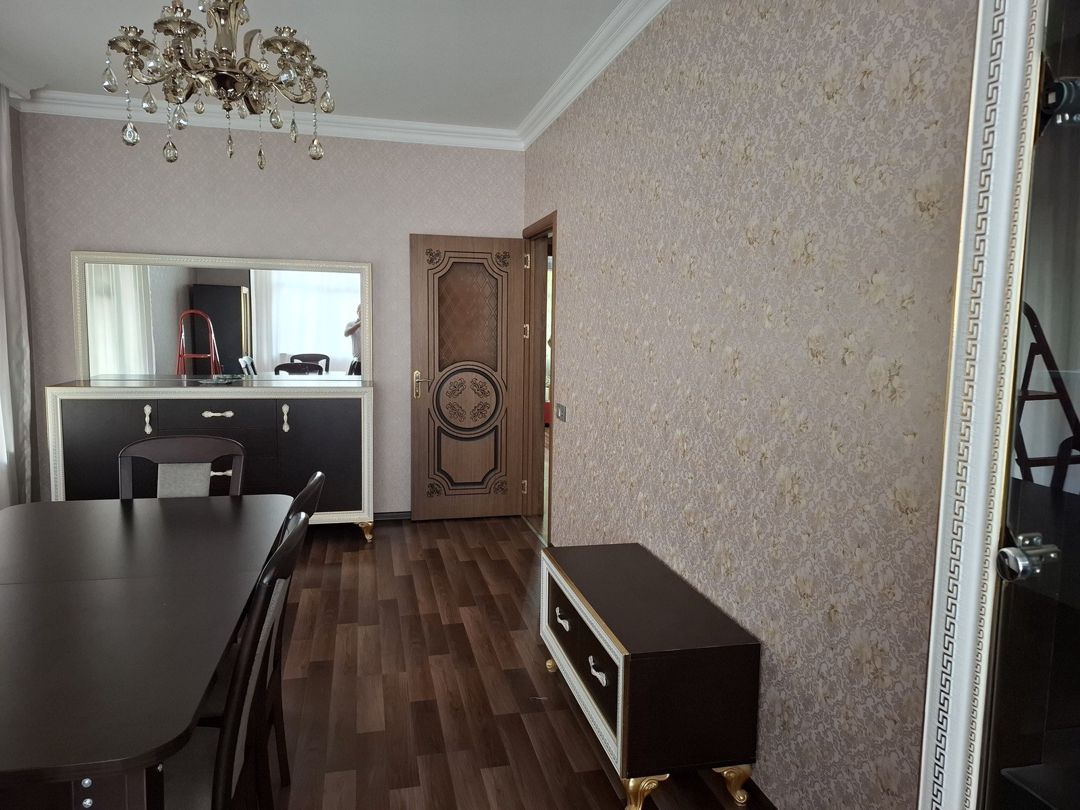 İcarəyə verilir 4 otaqlı köhnə tikili 100 m² — Mənzil, Bakı (7)