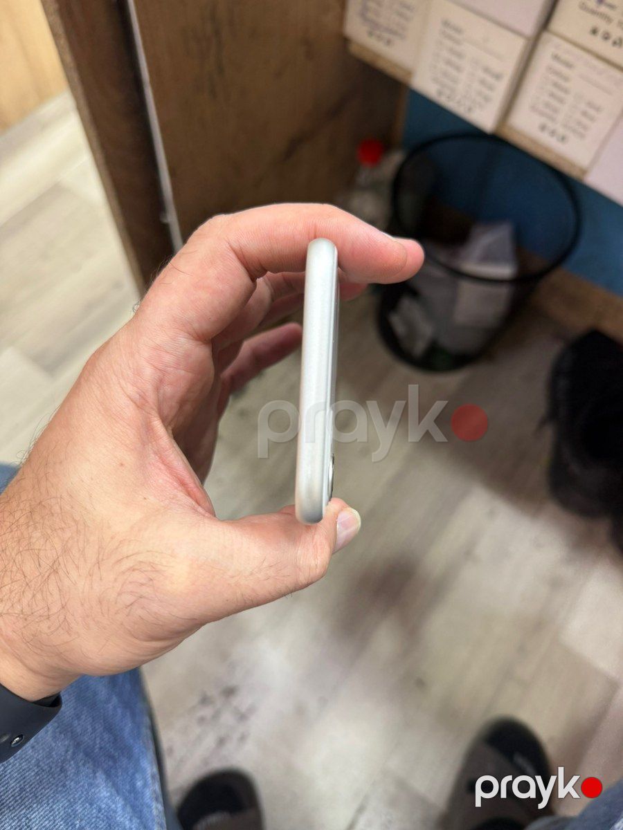iPhone 11 qoruyucu korpu, ağ rəng — Smartfon aksesuarları, Bakı (4)