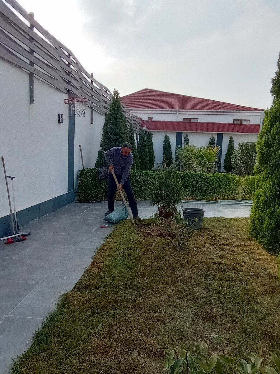 Bağban işi axtarıram — İş axtarıram, Bakı (3)