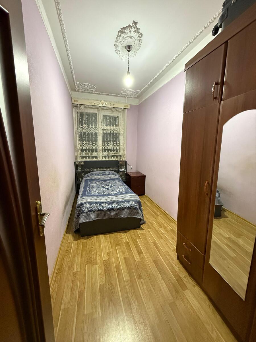 Satılır 4 otaqlı köhnə tikili 110 m² — Mənzil, Bakı (7)