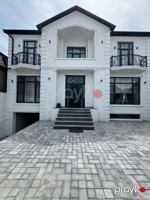 Satılır 6 otaqlı həyət evi/bağ evi 470 m²
