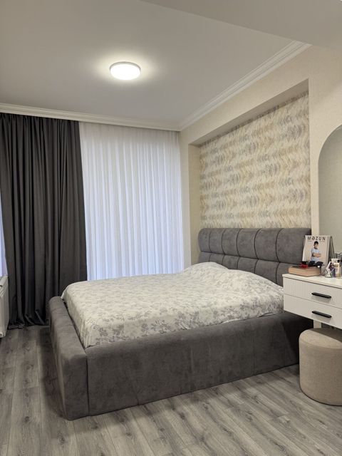 Yasamal, 3 otaqlı, Yeni tikili, m. 20 Yanvar, 96 kv. m — Bakı