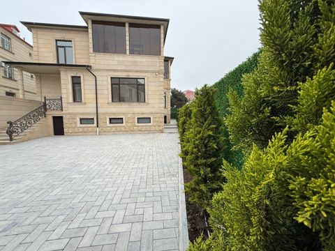 Satılır 6 otaqlı həyət evi/bağ evi 330 m² — Bakı